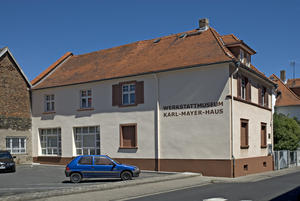 Außenaufnahme des "Werkstattmuseums" Karl-Mayer-Haus in Obertshausen.