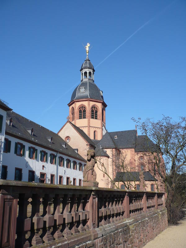 Die Einhardbasilika in Seligenstadt.