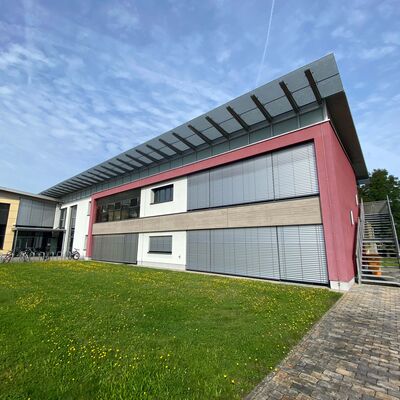Bild vergr&ouml;&szlig;ern: Gebäudetrakt der Käthe-Paulus-Schule