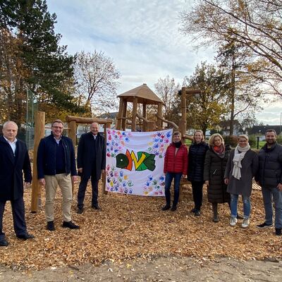 Bild vergr&ouml;&szlig;ern: Neues Spielareal an der Matthias-Claudius-Schule in Rembrücken