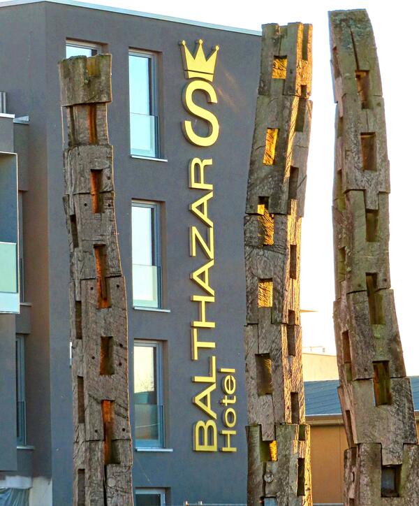Außenansicht Hotel BalthazarS in Seligenstadt.