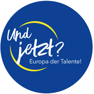 Das Logo der Reihe »Und jetzt? Europa der Talente!" der Hessischen Staatskanzlei und der Hessischen Europe Direct Zentren.