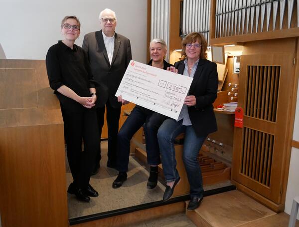 Stiftung "Miteinander Leben" unterstützt Sanierung der Walcker-Orgel in Seligenstadt