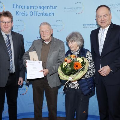 Bild vergr&ouml;&szlig;ern: Landesehrenbriefverleihung an Hans Maus