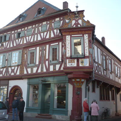 Einhardhaus