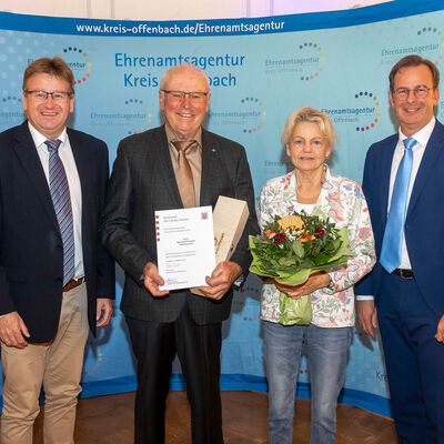 Bild vergr&ouml;&szlig;ern: Landesehrenbriefverleihung an Bernhard Rudolph