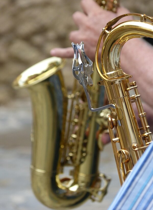 Bild vergr&ouml;&szlig;ern: Saxophone