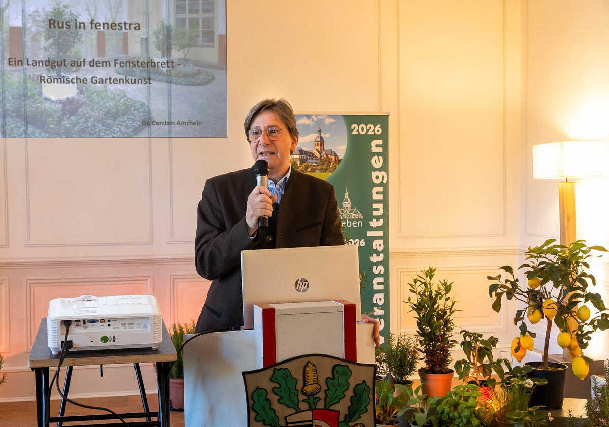 Dr. Carsten Amrhein beim Vortrag