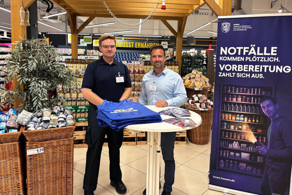 Bild vergr&ouml;&szlig;ern: Infostand zur Resilienzwoche