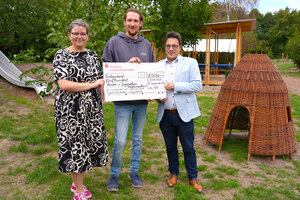 Scheckübergabe Kinder- und Jugendfarm Rödermark